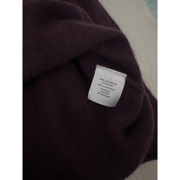 14th & Union 100% Cashmere V-Neck Sweater Plum Purple Size M - Picture 6 of 6